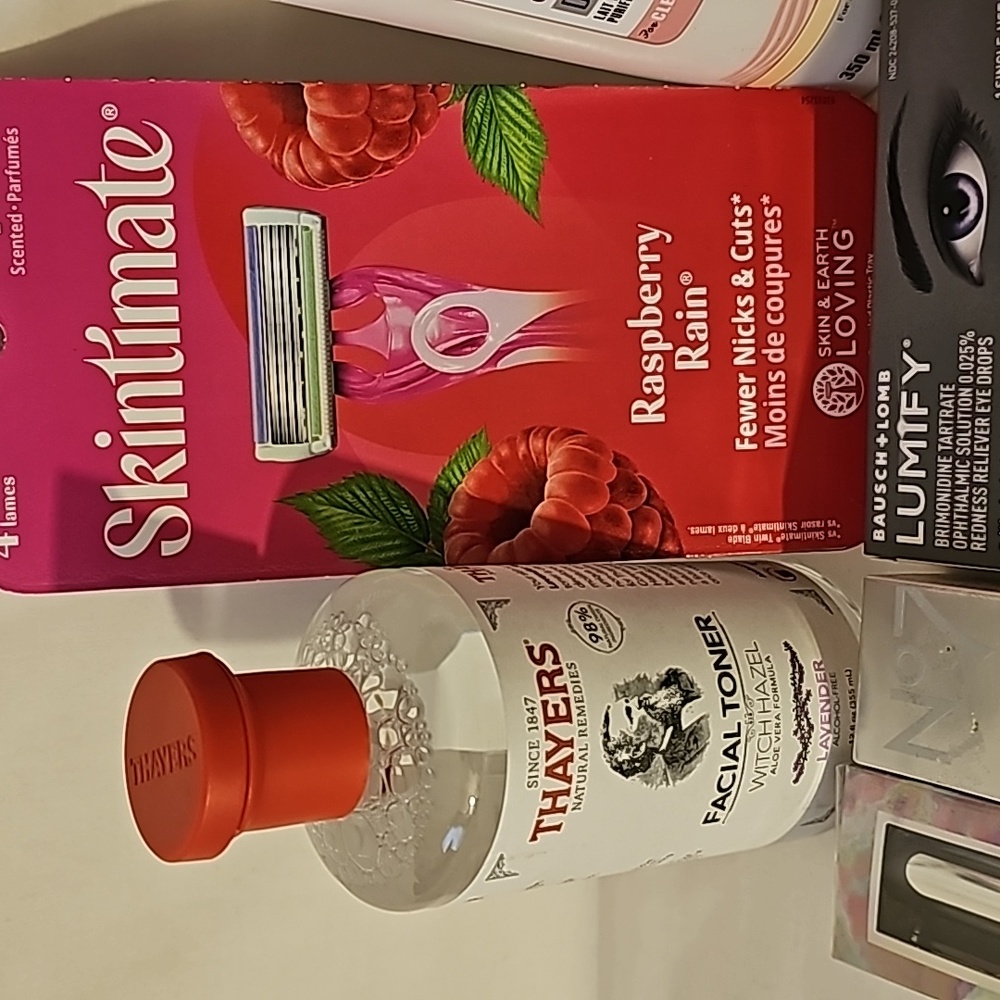 Beauty Bundle - Picture 2 of 8